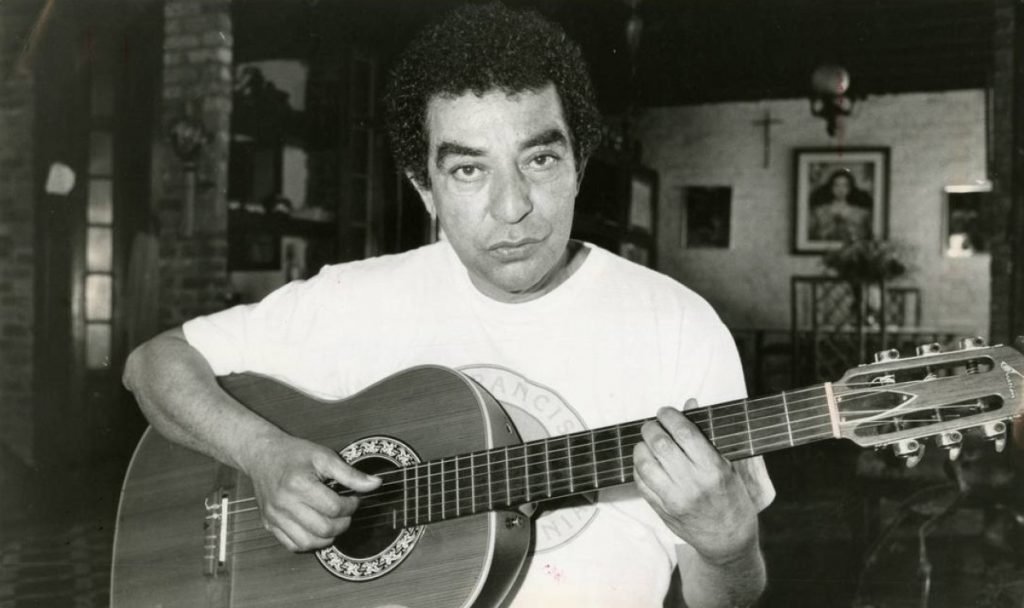Joao Nogueira, cantor e compositor brasileiro Joao Nogueira, cantor e compositor brasileiro